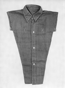 郵便外務員　昭和24（1949）年から。布地節約型特殊ワイシャツ