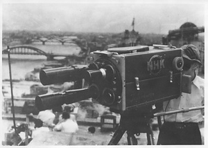 NHKテレビカメラ