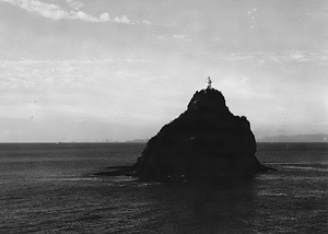 御神島灯台