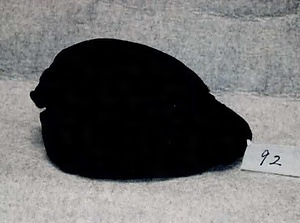 帽子（黒・ベルベット）