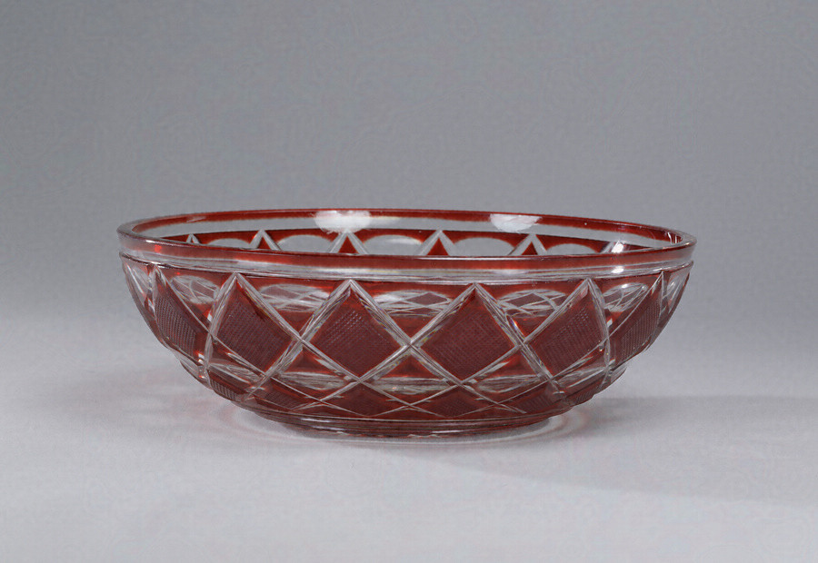 切子銅赤色被せガラス鉢 文化遺産オンライン