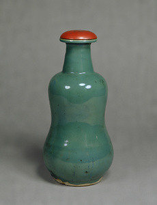 ユシビン （緑釉瓢形瓶）