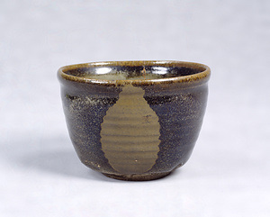 Tea Bowl, Named “Zangetsu (Moon at Dawn)” 