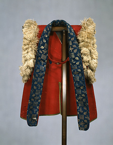 Jinbaori (Coat worn over armor) for Children, Scarlet wool ground with three-leaved hollyhock crests