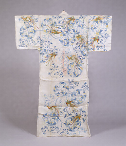 Katabira Garment for Summer Design of paulownias and phoenixes on white ramie