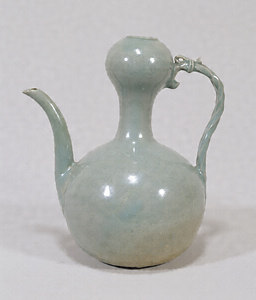 Gourd-shaped Ewer Celadon glaze with lotus arabesque design