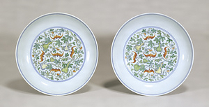 Dishes with Bats and Gourds, Porcelain with &quot;doucai&quot; enamel