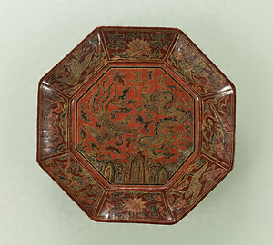 Octagonal Tray with a Dragon and Phoenix Lacquer coating inlaid with lacquer and gold