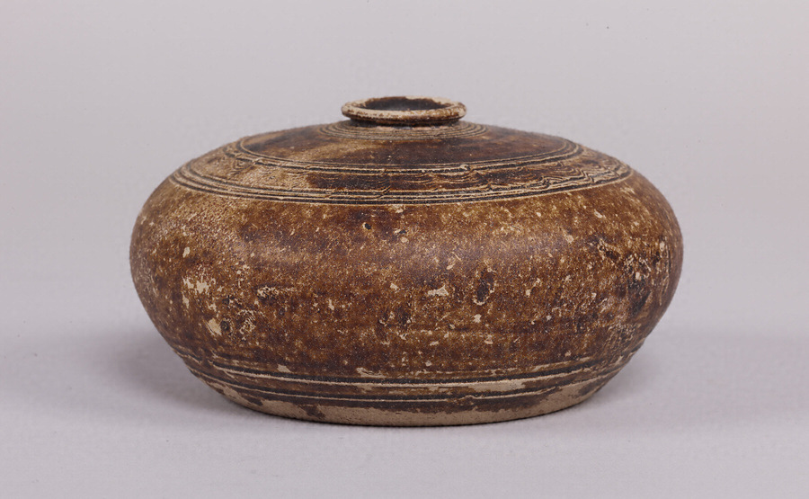 【HOT人気SALE】♪♪クメール　青磁黒褐釉人面壺　１２～１３世紀♪♪ 東南アジア