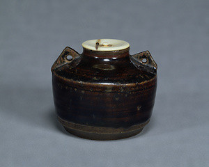 Container for Thick Tea with Lugs, Named "Odaimyō"