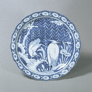 Dish with Foliate Rim, Heron and willow design in underglaze blue