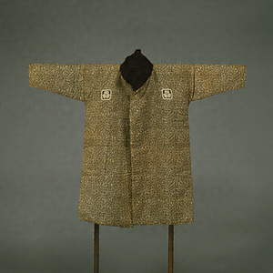 Undergarment for Armor, Arabesque design on brown habutae silk ground