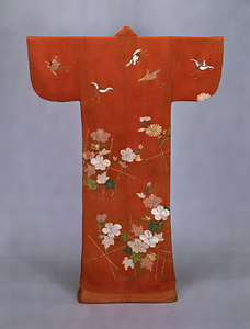 Kosode (Garment with small wrist openings) Fence, chrysanthemum, rose mallow and crane design on red crepe