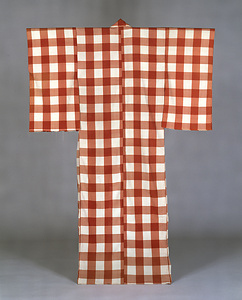 Kitsuke Garment (Kabuki costume) Checkered pattern on white chirimen crepe ground