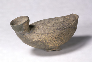 Vessel in the Shape of a Bird, Sue Stoneware