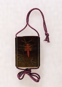Inro (Medicine case) Dragonfly and mantis design in maki-e.