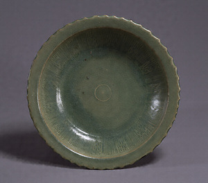 青瓷平鉢