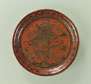 Tray Dragon in gilded line engraving and colored lacquer inlay
