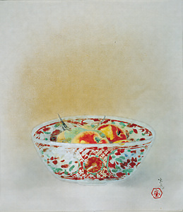 赤絵鉢と果物