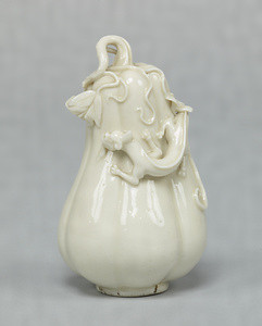 Water Dropper in Shape of Squash White porcelain