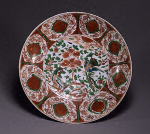 Large Dish with Peonies and Phoenixes Porcelain with overglaze enamel