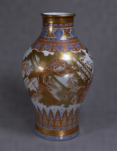 Large Vase with a Dragon and Tiger