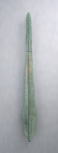 Bronze Sword　With a semi-wide blade