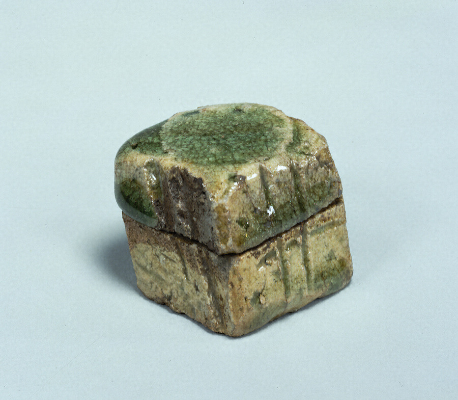 香合石　餡石　奇石　天然石　鉱石　香合　茶道具　時代物
