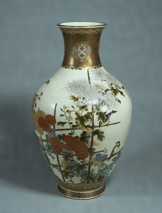 Large Vase Flower and bird design in overglaze enamel and gold