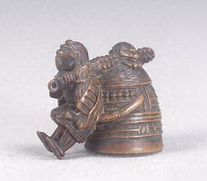 Netsuke, Benkei and a temple bell design