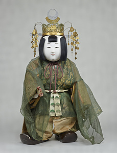 [Gosho] (Palace) Doll Based on the Noh play Hagoromo