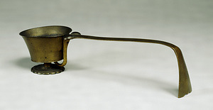 Incense Burner with Magpie's Tail-shaped Handle
