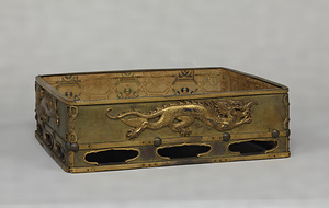 &quot;Sessobako&quot; (Box for Buddhist ritual implements, vestments, and texts), Design of dragons