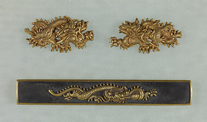 Menuki (sword fittings), Design of dragon.