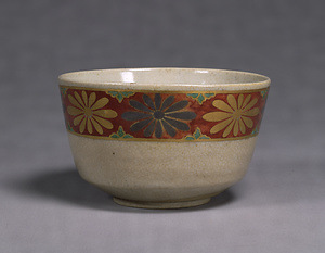 Tea bowl Design of chrysanthemums in overglaze enamels Studio of Ninsei