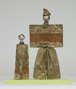 Standing &quot;Hina&quot; Dolls in an Archaic Style