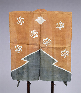 Kataginu Sleeveless Jacket (Kyogen costume) Matsukawabishi lozenge and karahana floral design on brown ramie ground
