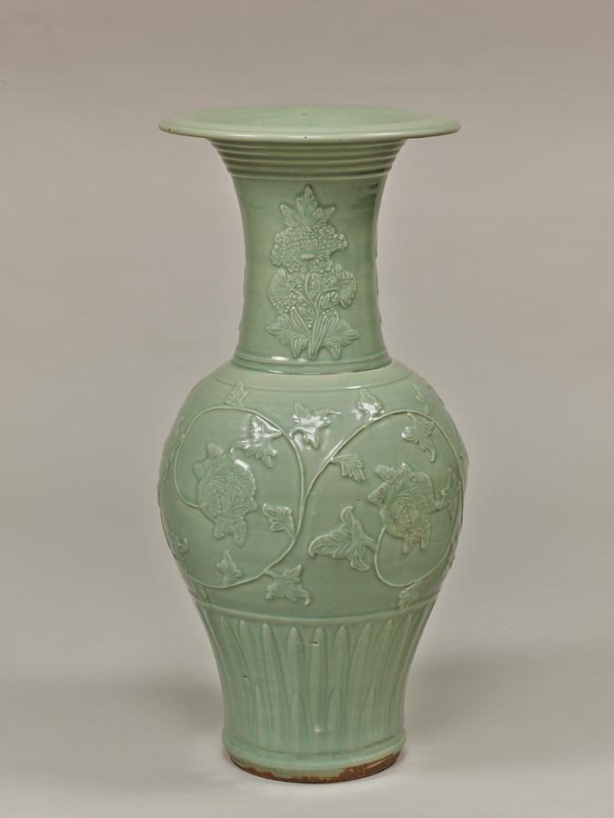 浮牡丹青磁の花入 花瓶 古玩 花唐草 （青磁牡丹唐草文大瓶 文化
