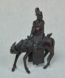 Water Dropper, Design of Chinese figure on donkey