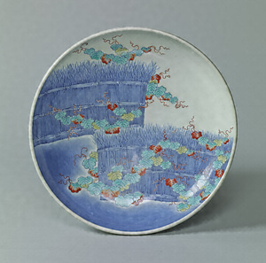 Large Dish with Brushwood Fences Porcelain with overglaze enamel