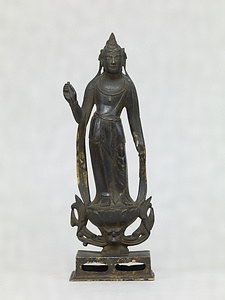 Standing Kannon-bosatsu (Avalokitesvara) and Standing Seisi Bosatsu (Mahasthamaprapta)