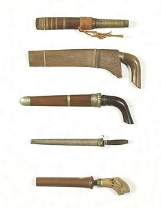 木製Ｌ形短刀