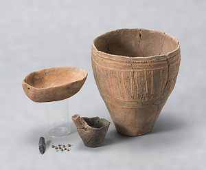 Burial goods from pit grave of the late Epi-Jomon period