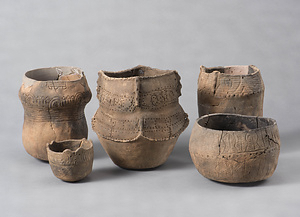 Burial goods from pit grave of the Final Jomon period