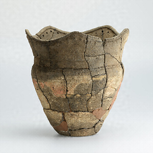 Erimo B type pottery vessel