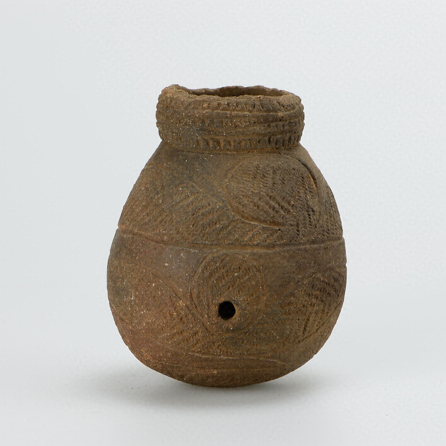 縄文時代後期の壺形土器 文化遺産オンライン