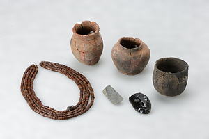 Grave goods of Epi-Jomon burial