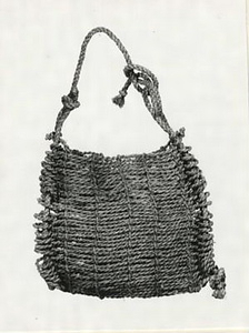 不明