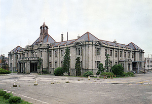 山形県旧県庁舎及び県会議事堂　（山形県郷土館） やまがたけんきゅうけんちょうしゃ　および　けんかいぎじどう