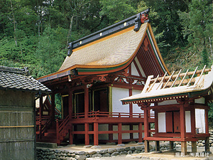 巨田神社本殿